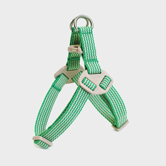 HowlGo Adjuster Harness (Green) - Howlpotusa