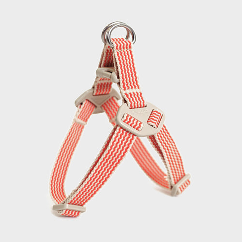 HowlGo Adjuster Harness (Red) - Howlpotusa